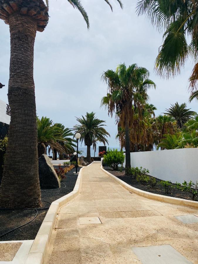 Lc Bastian Marina Bungalow Costa Teguise Exterior foto